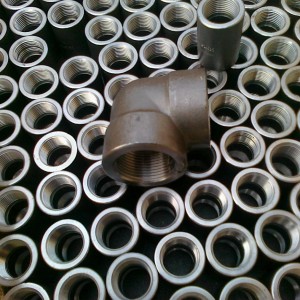steel_socket_pipe_strong_style_color_b82220_fittings_strong